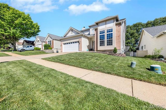16870 Hickory Crest Drive, Wildwood, MO 63011