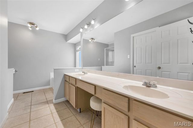 16870 Hickory Crest Drive, Wildwood, MO 63011