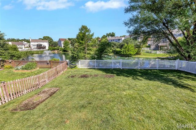 16870 Hickory Crest Drive, Wildwood, MO 63011