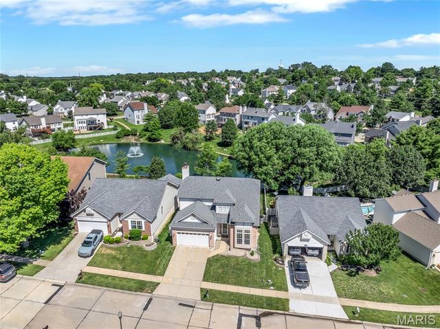 16870 Hickory Crest Drive, Wildwood, MO 63011