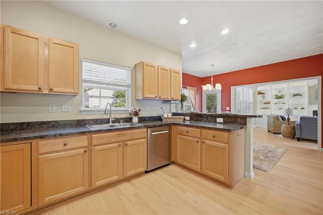 2108 Wake Forest ST, Virginia Beach, VA 23451