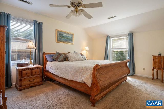 1754 HEARTHGLOW LN, Charlottesville, VA 22901