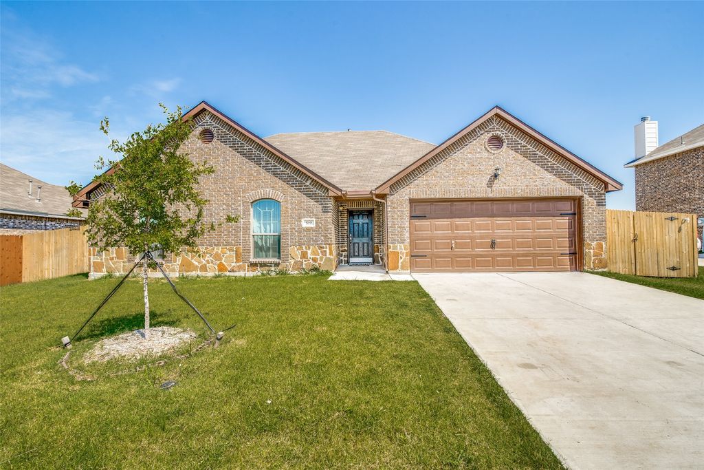 519 Long Prairie Drive, Royse City, TX 75189