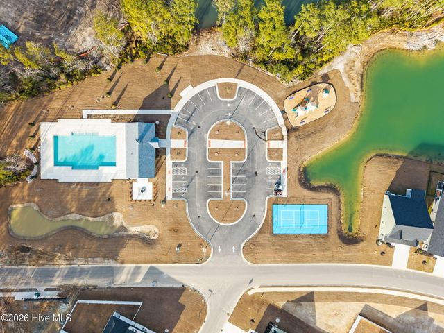 1222 Middle Crest Drive NE, Bolivia, NC 28422