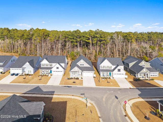 1222 Middle Crest Drive NE, Bolivia, NC 28422