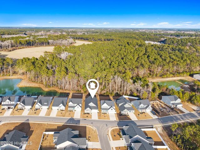 1222 Middle Crest Drive NE, Bolivia, NC 28422