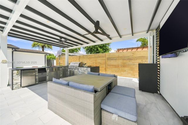 8031 SW 97th Avenue, Miami, FL 33173