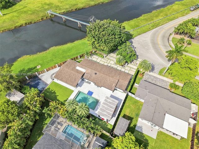 8031 SW 97th Avenue, Miami, FL 33173