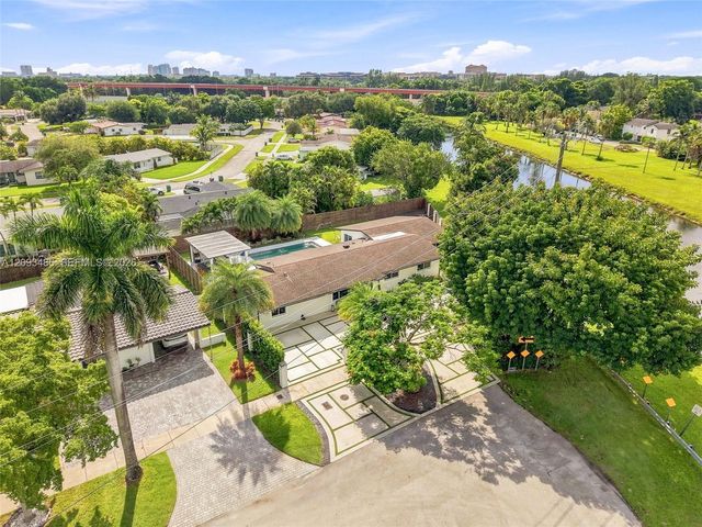 8031 SW 97th Avenue, Miami, FL 33173