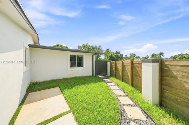 8031 SW 97th Avenue, Miami, FL 33173