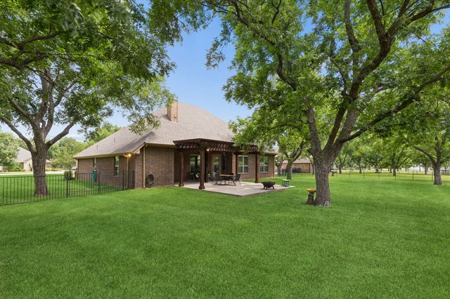 5707 Medinah Drive, Granbury, TX 76049