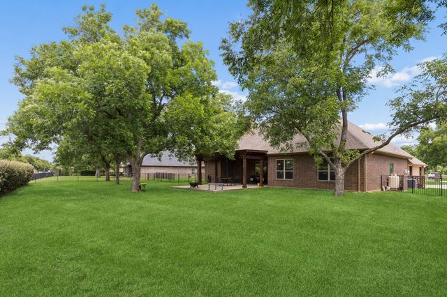 5707 Medinah Drive, Granbury, TX 76049