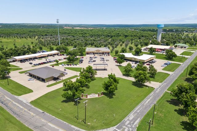 5707 Medinah Drive, Granbury, TX 76049
