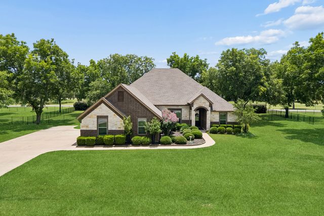 5707 Medinah Drive, Granbury, TX 76049