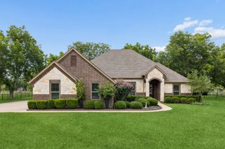 5707 Medinah Drive, Granbury, TX 76049