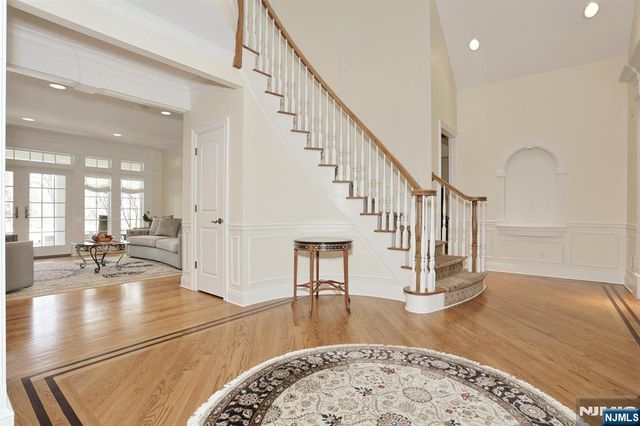 285 E Saddle River Road, Upper Saddle River, NJ 07458