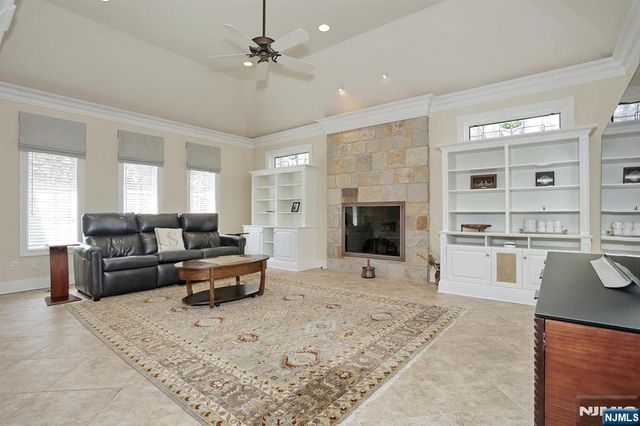 285 E Saddle River Road, Upper Saddle River, NJ 07458