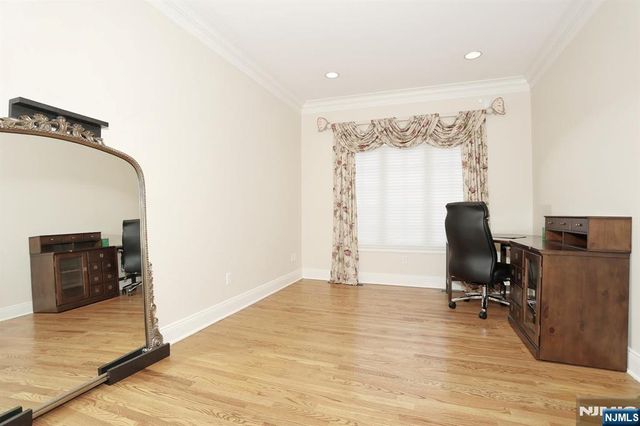 285 E Saddle River Road, Upper Saddle River, NJ 07458