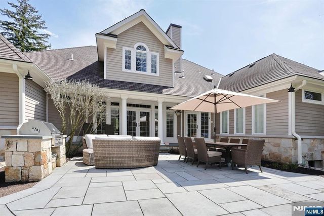 285 E Saddle River Road, Upper Saddle River, NJ 07458