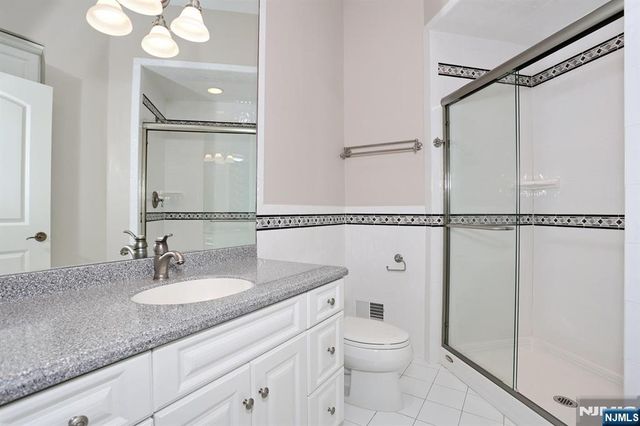 285 E Saddle River Road, Upper Saddle River, NJ 07458