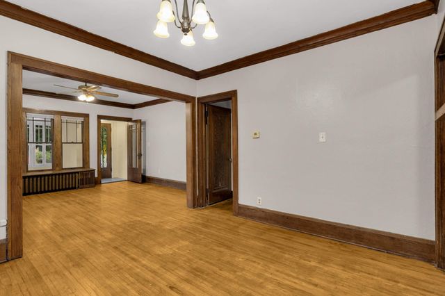 209 Cedar Lake Road N, Minneapolis, MN 55405