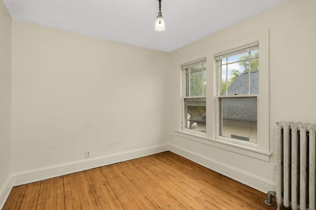 209 Cedar Lake Road N, Minneapolis, MN 55405