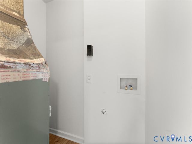 544 Roslyn Ave, Colonial Heights, VA 23834