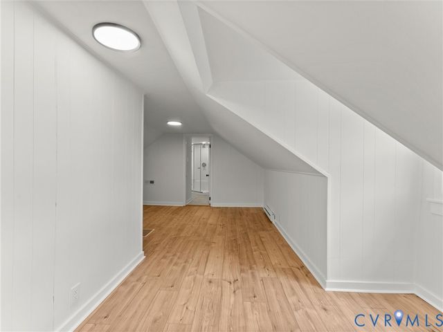 544 Roslyn Ave, Colonial Heights, VA 23834