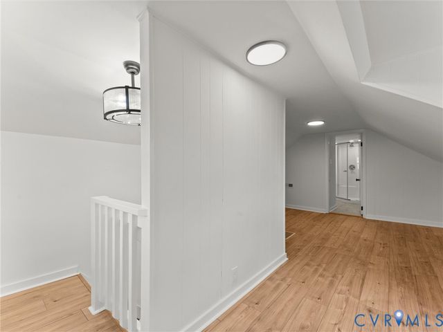 544 Roslyn Ave, Colonial Heights, VA 23834