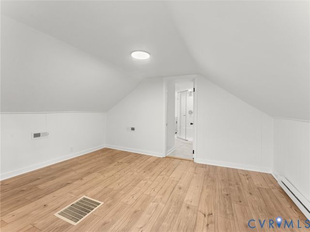 544 Roslyn Ave, Colonial Heights, VA 23834