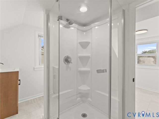 544 Roslyn Ave, Colonial Heights, VA 23834