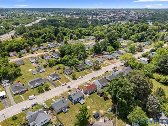 544 Roslyn Ave, Colonial Heights, VA 23834