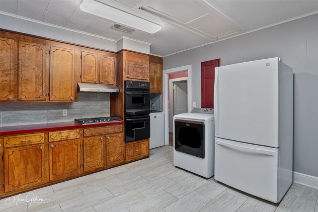 178 Leo Avenue, Shreveport, LA 71105