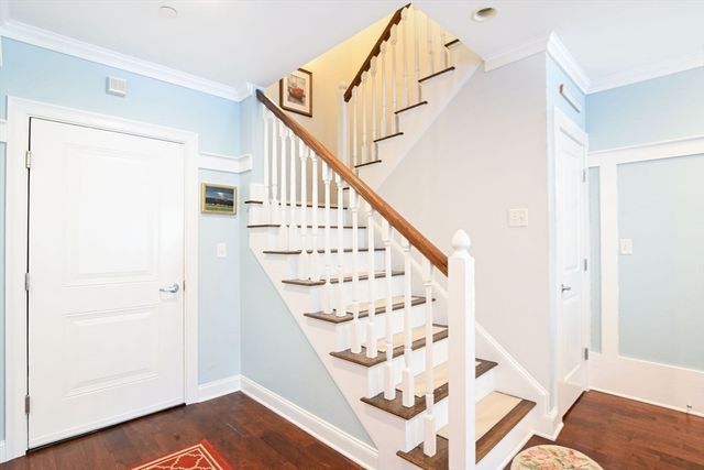 572 Freeport Street 103, Boston, MA 02122