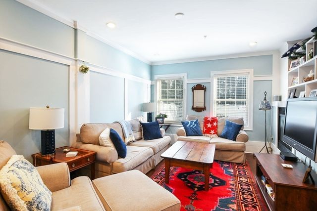 572 Freeport Street 103, Boston, MA 02122