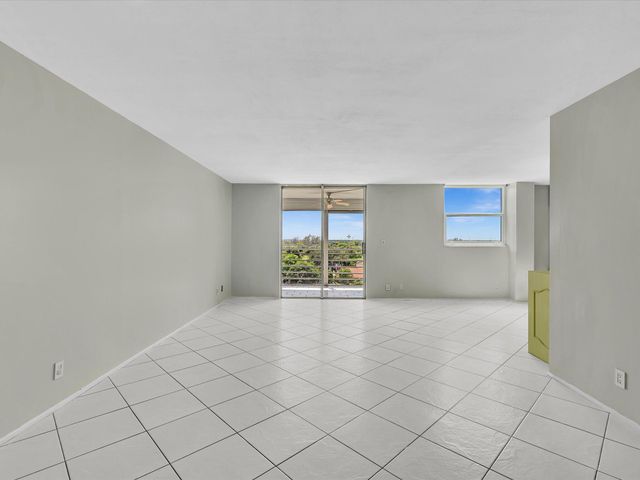 6161 NW 2nd Avenue, Boca Raton, FL 33487