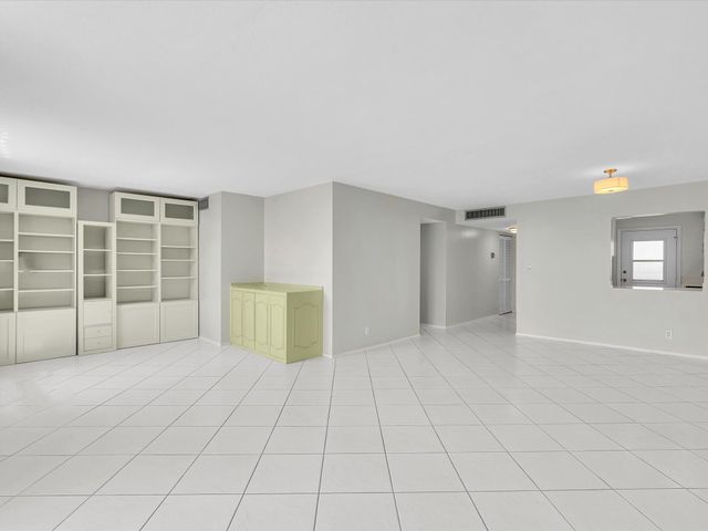 6161 NW 2nd Avenue, Boca Raton, FL 33487