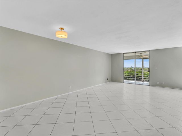 6161 NW 2nd Avenue, Boca Raton, FL 33487