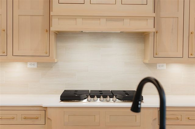 410 Bronco Street, Centerton, AR 72719