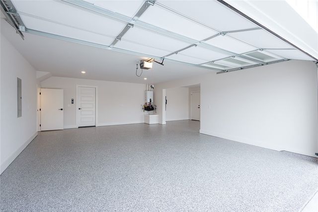 410 Bronco Street, Centerton, AR 72719