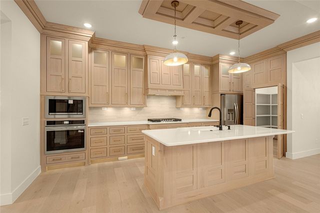 410 Bronco Street, Centerton, AR 72719