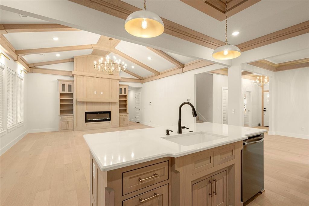 410 Bronco Street, Centerton, AR 72719