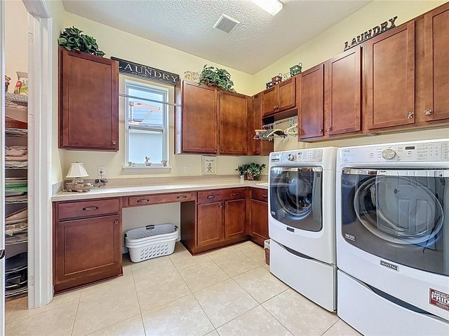 364 SALT MARSH LANE, Groveland, FL 34736