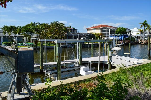 206 Ibis ST, Fort Myers Beach, FL 33931