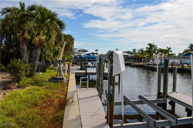 206 Ibis ST, Fort Myers Beach, FL 33931