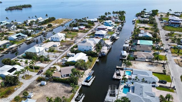 206 Ibis ST, Fort Myers Beach, FL 33931