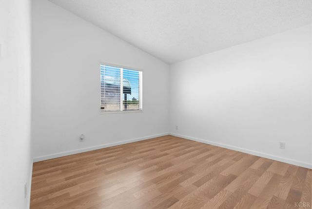 8866 23rd Avenue, Lemoore, CA 93245