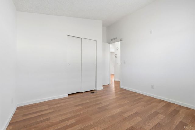 8866 23rd Avenue, Lemoore, CA 93245