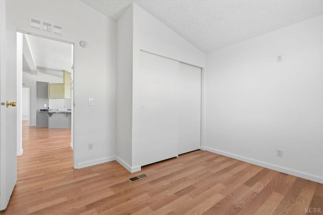 8866 23rd Avenue, Lemoore, CA 93245