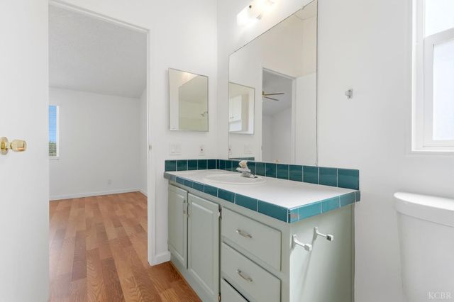 8866 23rd Avenue, Lemoore, CA 93245